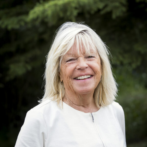 Meg Lass profile image